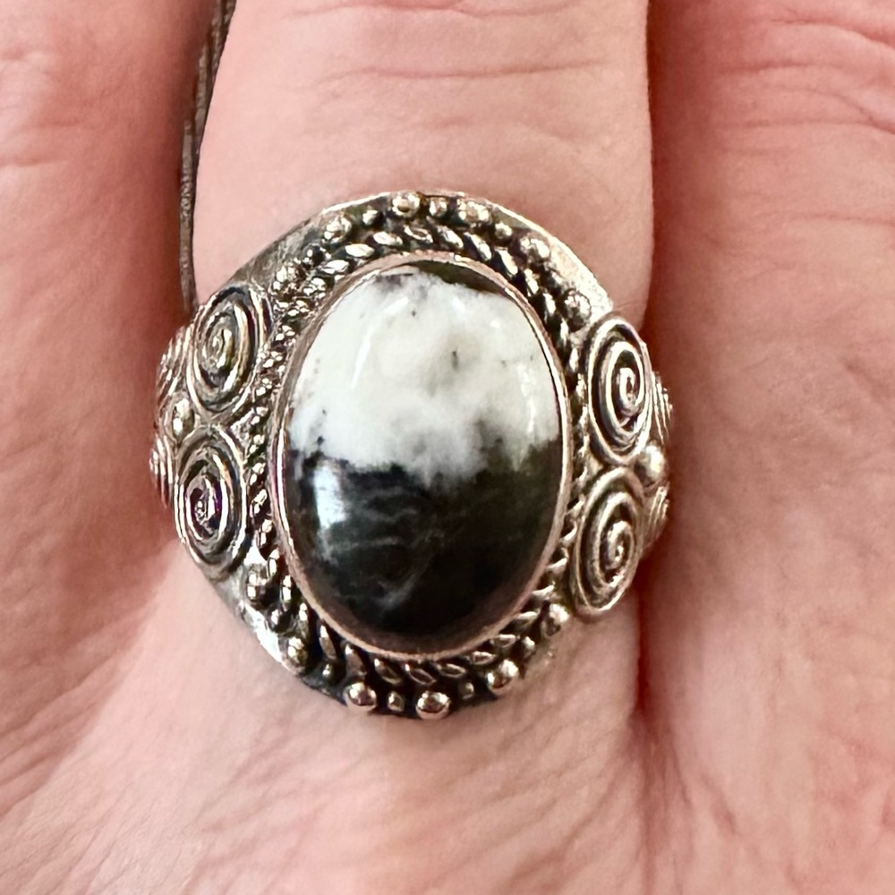 Genuine White Buffalo Sterling Silver Ring size 7